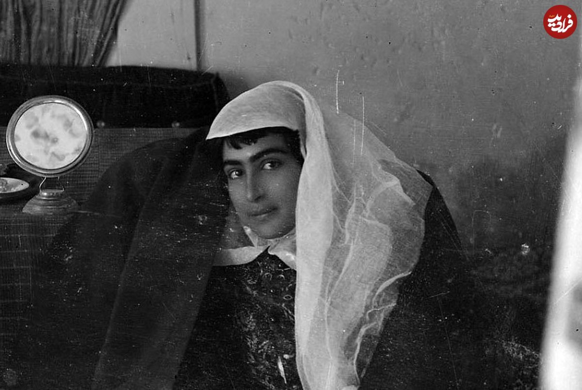 تصاویر؛ سفر به عصر قاجار؛ از «الاغ خستۀ مرغفروش پیر» تا «بساط زنانه پای کرسی»