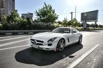 (ویدئو) جولان یک مرسدس بنز با ظاهر بسیار عجیب در خیابان‌های تهران!