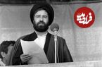 عکس؛ سفر در زمان؛ «سیداحمد خمینی در کنار 4 گروگان سفارت آمریکا»؛ سال 1358