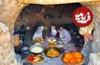 ببینید؛ غذای عشایری در ایران؛ پخت زرشک پلو با مرغ بریان 