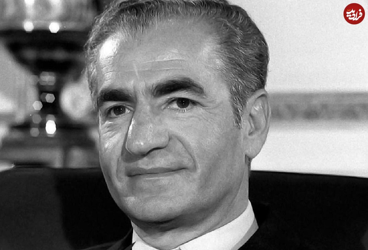 عکس؛ سفر در زمان؛ «محمدرضا پهلوی» در حال دست دادن با رئیس جمهور آمریکا در کاخ سفید؛ سال 1332