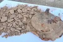 مردی که به دنبال قطعات قدیمی خودرو می‌گشت، یک «سپر 1800 ساله» پیدا کرد