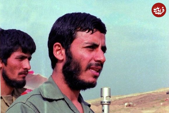 عکس؛ سفر به تاریخ؛ «شهید همت و احمد متوسلیان» در شهر «مدینه»؛ سال 1360