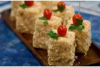 کیک مرغ خانگی با طعمی فوق العاده و مناسب مهمانی ها