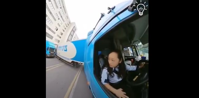 ( ویدیو) هنر تماشایی یک زن در رانندگی با کامیون 18 چرخ