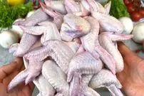 (ویدئو) روش خلاقانه آشپز مشهور آلمانی برای پخت یک غذای متفاوت با بال مرغ