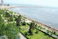 عکس| سفر زمان؛ ماهیگیرها در ساحل بندر انزلی؛ 92 سال قبل