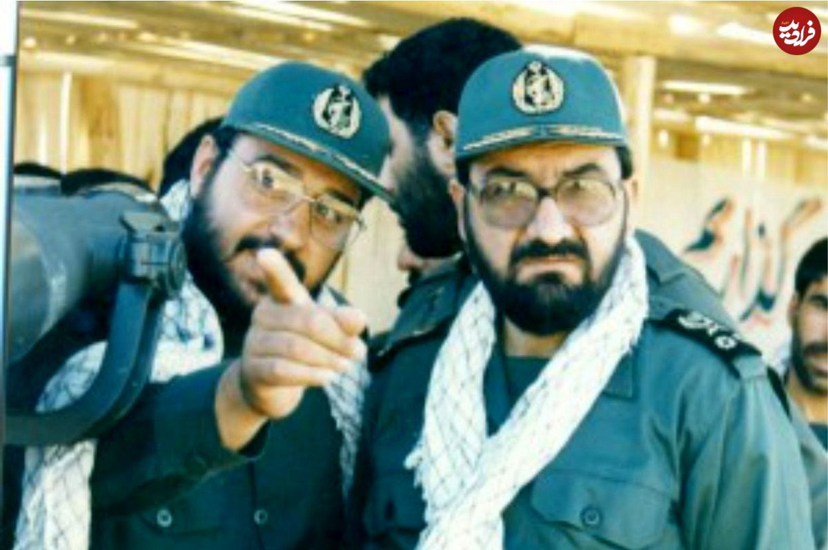 عکس؛ سفر در زمان؛ «حسن روحانی و محسن رضایی» در یک جلسه محرمانه نظامی؛ دهه 60