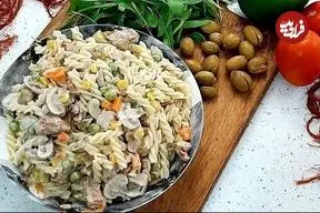 ببینید| طرز تهیه سالاد ماکارونی با تن ماهی