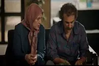(ویدئو) اجرای فن کشتی نقی معمولی رو خواستگار دخترش 