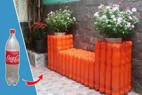 (ویدئو) چگونه با بطری های پلاستیکی نوشابه، نیمکت و جاگلدانی بسازیم؟