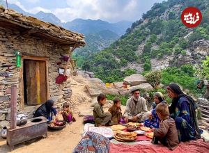 ببینید؛ غذای روستایی در افغانستان؛ پخت خوراک مرغ و نان تازه در کوهستان