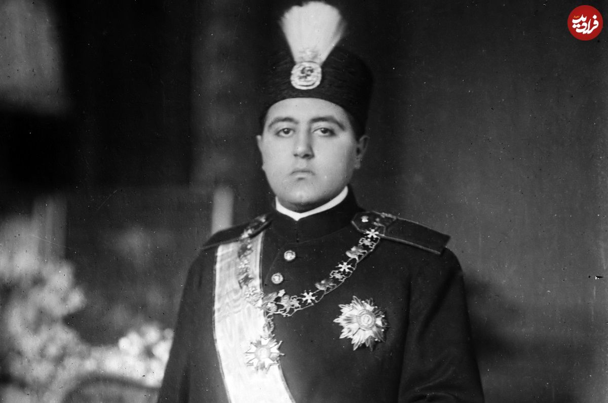 عکس؛ سفر در زمان؛ «احمدشاه 2 ساله در مجلس عزاداری»؛ سال 1277
