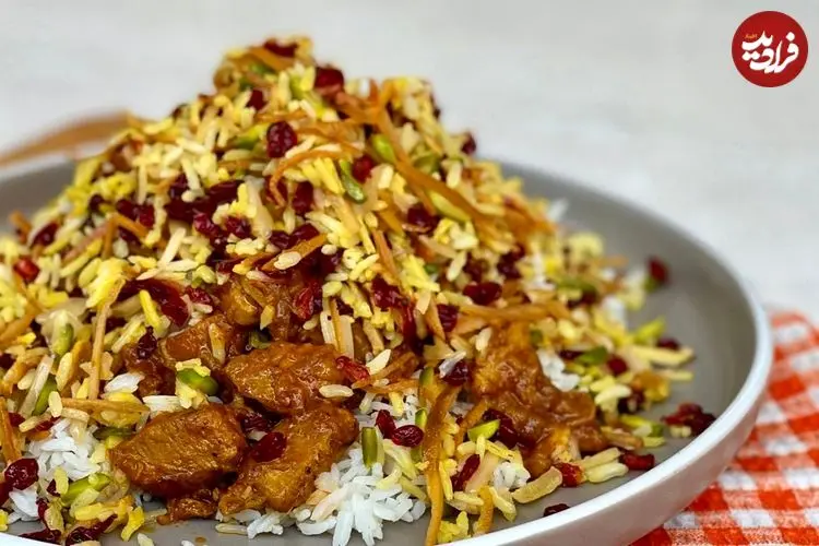 طرز تهیه قیمه‌نثار قزوین به شکل رستورانی و اصیل