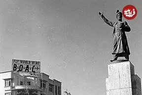 عکس| سفر به تهران قدیم؛ فردوسیِ فراموش‌شده میدان فردوسی؛ تندیسی که دیگر در تهران نیست