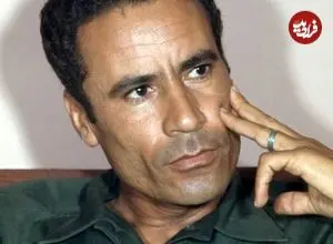 عکس| سفر زمان؛ «سرهنگ قذافی» در کنار مادرش؛ دهه 60