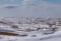 (ویدئو) تصاویری باورنکردنی از سفیدپوش شدن کویر اصفهان پس از بارش برف