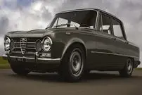 تصاویر| آلفاهولیکس جولیا سوپر R 270؛ اثر هنری در دنیای خودرو