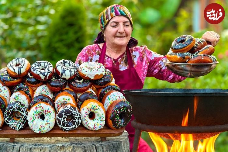 ببینید؛ غذای روستایی در آذربایجان؛ تهیه دونات به روش یک مادربزرگ خوش ذوق