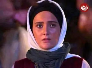 عکس| سفر زمان؛ تیپ و چهرۀ «بانو» (سریال سوجان) با لباس جنوبی در جزیرۀ قشم