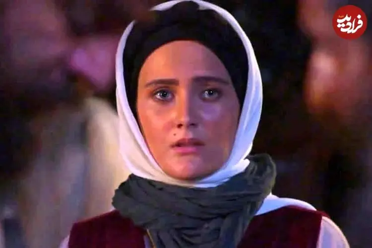 عکس| سفر زمان؛ تیپ و چهرۀ «بانو» (سریال سوجان) با لباس جنوبی در جزیرۀ قشم