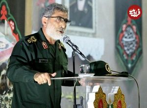 عکس؛ سفر در زمان؛ «سردار قاآنی و سیدمسعود خامنه‌ای» در یک مراسم؛ سال 1403