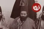 عکس| سفر زمان؛ «سه زندانی زنجیرشده در کنار زندانبان» در دوران قاجار