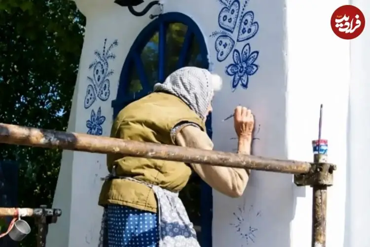 تصاویر| پیرزن ۹۰ ساله، روستایش را به گالری هنری تبدیل کرد
