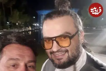 عکس| سفر زمان؛ چهرۀ «مهدی سلوکی» در 18 سالگی در برنامه «نیم‌رخ»؛ سال 79