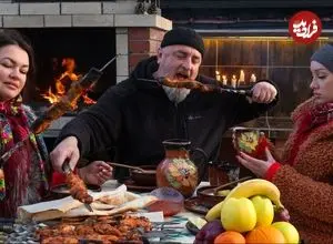 ببینید| غذای روستایی در اوکراین؛ صید گربه ماهی و تهیه کباب و سوپ با آن