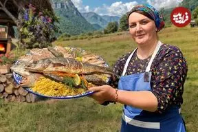 ببینید| غذای روستایی در آذربایجان؛ ماهی سرخ شده با پلوی مخلوط در کوهستان
