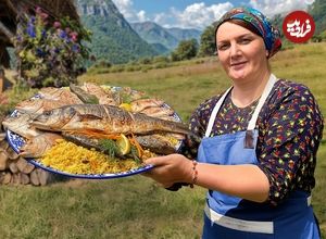 ببینید| غذای روستایی در آذربایجان؛ ماهی سرخ شده با پلوی مخلوط در کوهستان