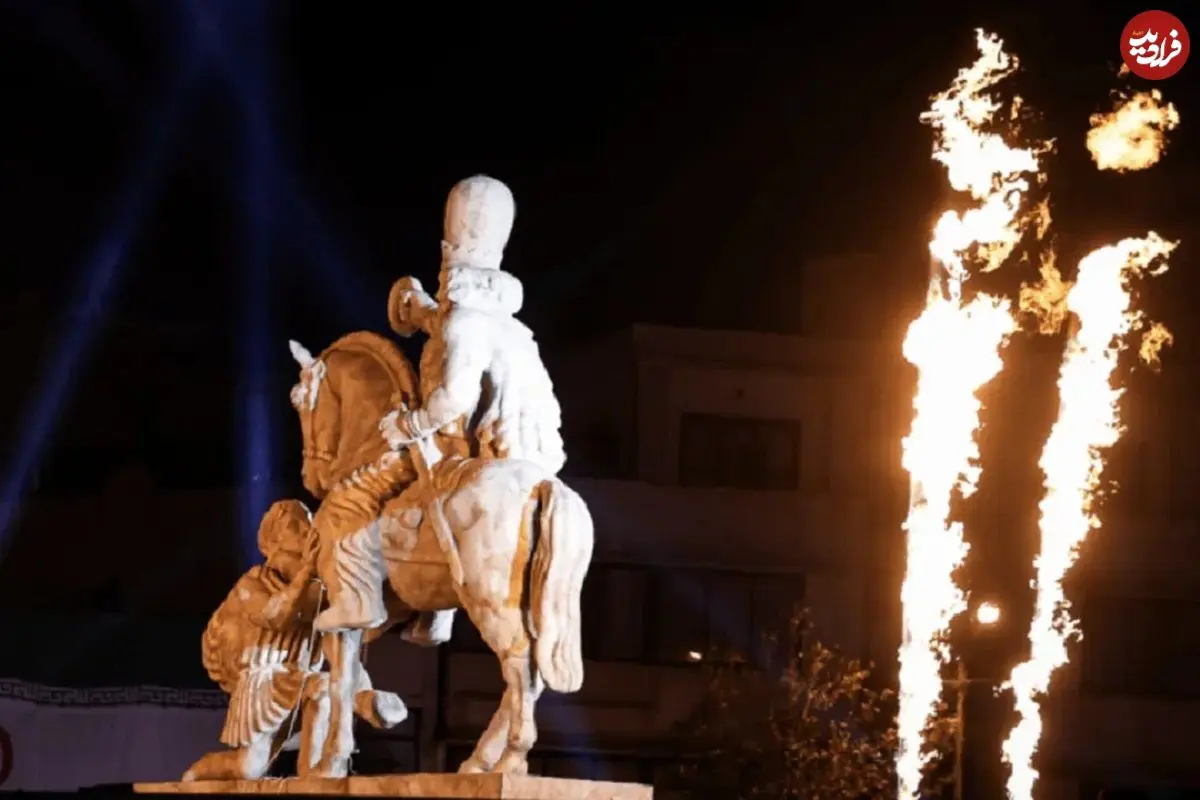 شاپور در انقلاب ماندگار نشد؛ انتقال مجسمه شاه ساسانی به فرودگاه مهرآباد