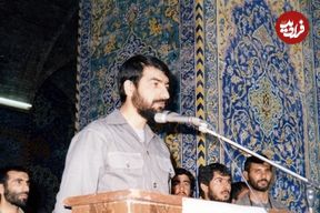 عکس؛ سفر در تاریخ؛ لحظه اعطای درجه سرلشکری به «محسن رضایی»؛ سال 69