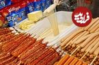 ببینید؛ غذای خیابانی در کره؛ پخت هات داگ سوخاری با پنیر در سئول