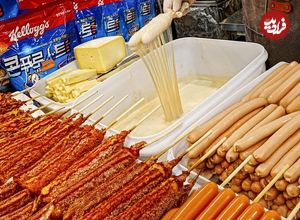 ببینید؛ غذای خیابانی در کره؛ پخت هات داگ سوخاری با پنیر در سئول