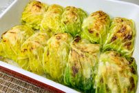 ببینید؛ طرز تهیه یک غذای متفاوت و آسانِ ایتالیایی با کلم و سیب زمینی 