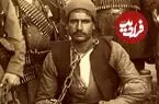 عکس| سفر زمان؛ عکس یادگاری ماموران قاجاری با زندانی‌های زنجیر بر گردن