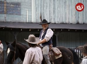 نقد و بررسی فیلم Gunslingers؛ یک وسترن بی‌همه‌چیز!