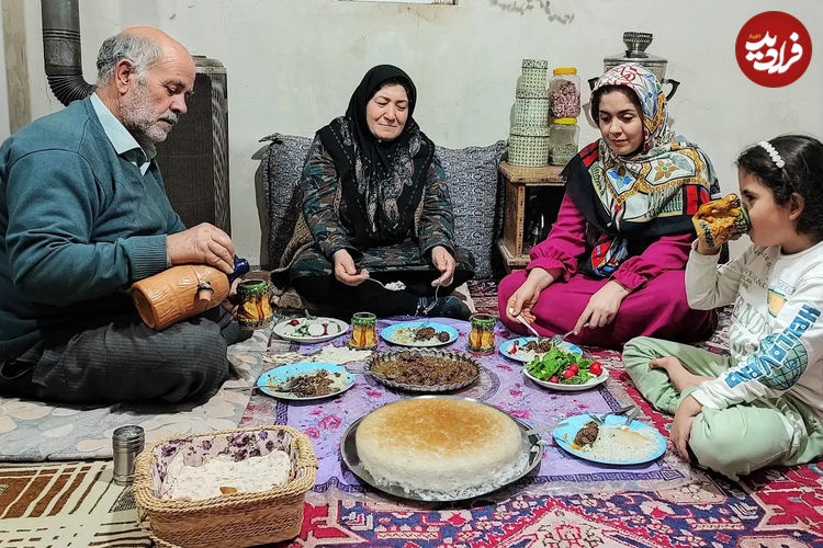 (ویدئو) نحوه پخت مرغ و فسنجان به شیوه بانوی روستایی ارومیه ای