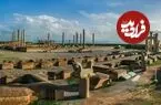 عکس| سفر زمان؛ تصویری از «فرود هواپیما در کنار تخت‌جمشید»؛ 90 سال قبل