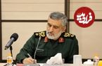 عکس؛ سفر در زمان؛ «سردار حاجی زاده در کنار احمد کاظمی» در یک بازدید؛ دهه 80