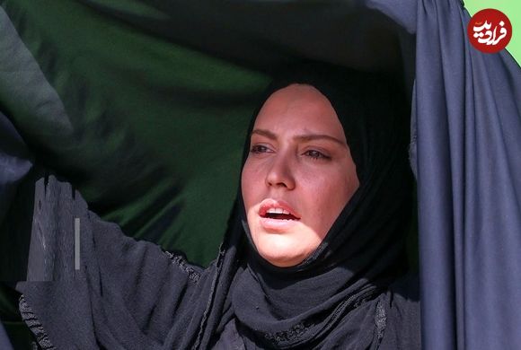 عکس؛ سفر زمان؛ عکس یادگاری «طوبی هامون و آنیه کمیل» در پشت صحنه سریال «طوبی»