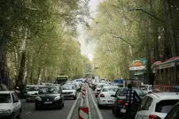 عکس| سفر به تهران قدیم؛ «خیابان ولیعصر» و خودروهای کلاسیک پارک شده در آن؛ سال 1338
