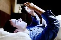 موبایل باعث پیری زودرس پوست می‌شود؟ چطور پیشگیری کنیم؟