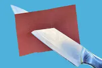 (ویدئو) نحوه تیز کردن چاقو با کمک یک تکه سنباده 