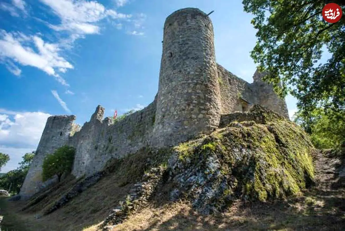 تصاویر؛ ارتباط عجیب یک شهر در سوئیس با عدد 11