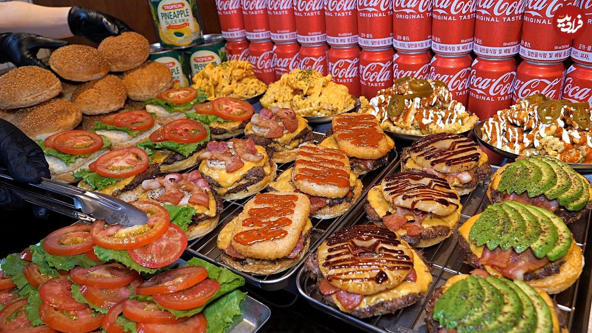 ببینید؛ غذای خیابانی در کره؛ پخت چیزبرگر نیویورکی با آناناس و آووکادو در سئول