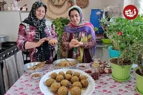 ببینید| غذای روستایی در ایران؛ پخت کوفته سنتی در هوای برفی روستا