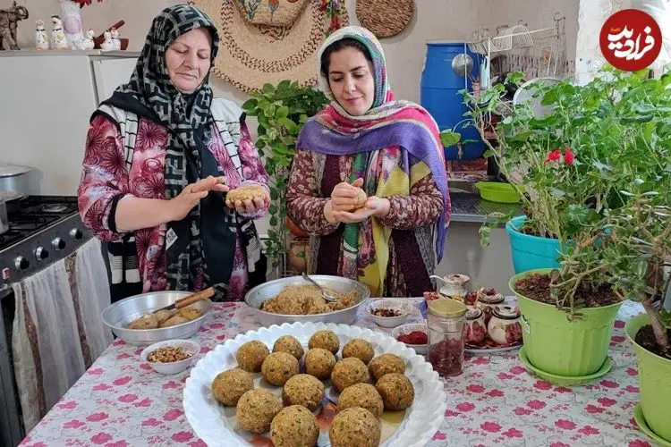 ببینید| غذای روستایی در ایران؛ پخت کوفته سنتی در هوای برفی روستا